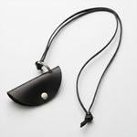 画像をギャラリービューアに読み込む, 栃木レザー 日本製 キーケース クロシェット チャーム レザー ネックレス バッグ 人気 おしゃれ シンプル 大人 ファッション ブラック ブラウン ロング 可愛い ブランド empire - empire
